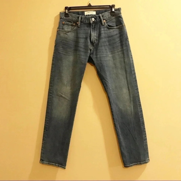GAP 1969 Straight Leg Blue Denim Jeans 28x30 size 28 W and 39 L - Picture 1 of 10